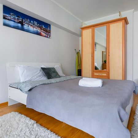 На Проспекте Ленина Apartment Almatî Exterior foto